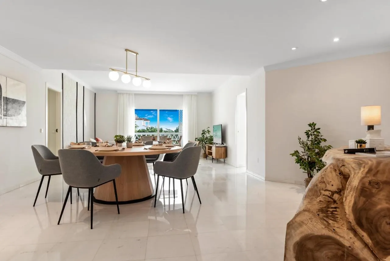 Apartamento Precioso Y Muy Cerca De La Playa En Las Gaviotas Marbella Espanha