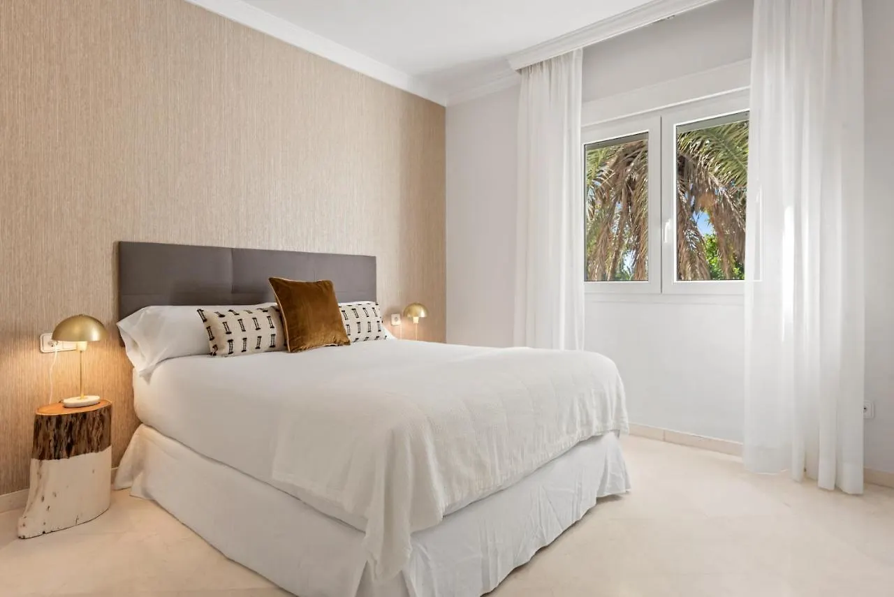 Precioso Y Muy Cerca De La Playa En Las Gaviotas Marbella Apartament